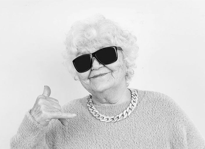 The Ultimate Niacinamide Guide (And How to Age Like a Rockstar)